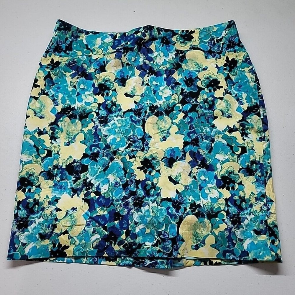 Ann Taylor Women's Blue Floral Aline Skirt Size 14 Slit Back Fully Lined